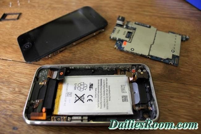 5 Noticeable Signs Bad Phone Battery Give; Needs Battery Replacement